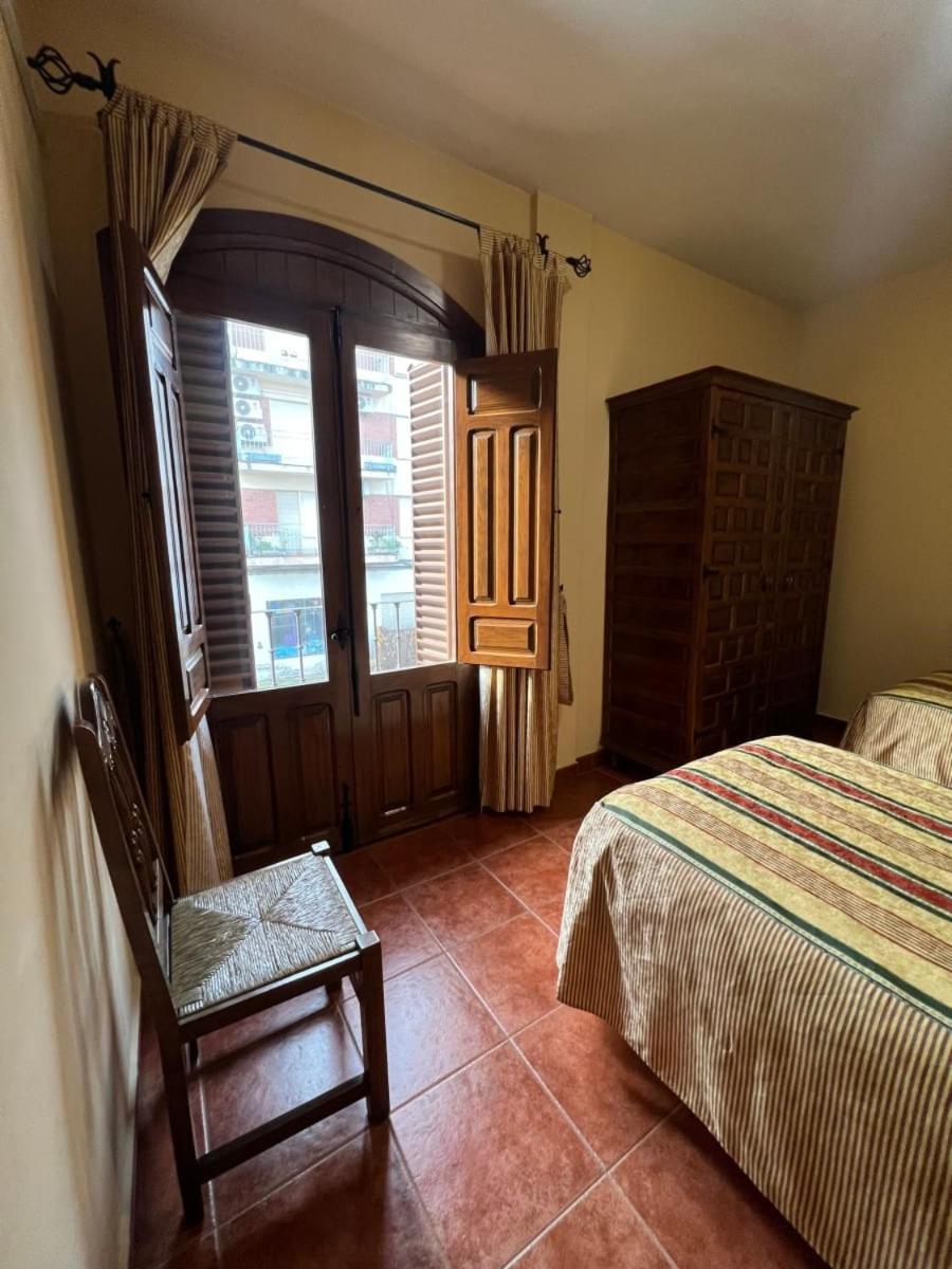Apartamentos Turisticos La Posada 오로페사 외부 사진